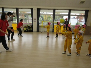 キッズバレーボール教室