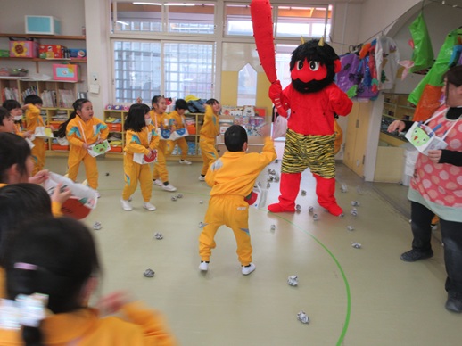 豆まき会をしました